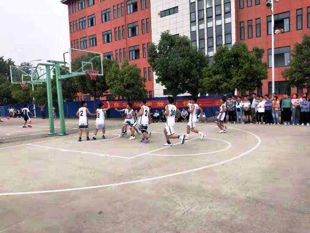 六安市新安中学第九届高二年级男子篮球联赛成功开幕07.jpg