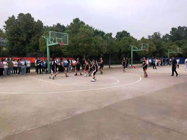 六安市新安中学第九届高二年级男子篮球联赛成功开幕09.jpg